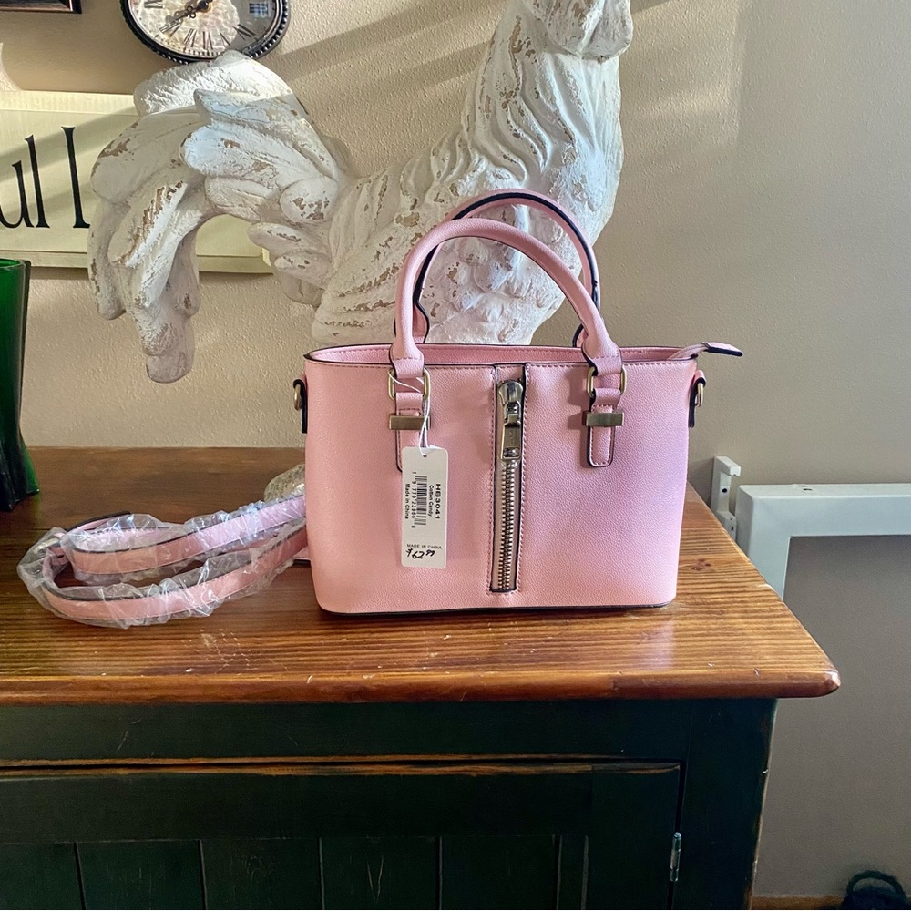 Pretty in pink purse!